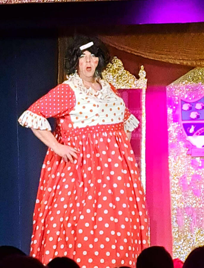 Dame Queen Dottie Dame Queen Dottie